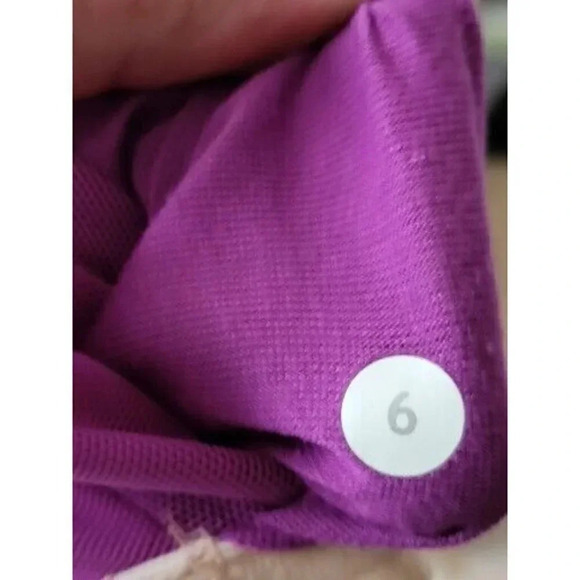 Lululemon Yogi Dance Tank Top Purple Black Ruched Size 6 - Picture 7 of 7